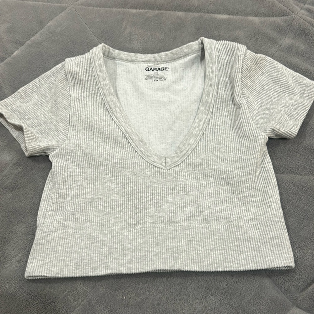 Garage Crop Top Gray